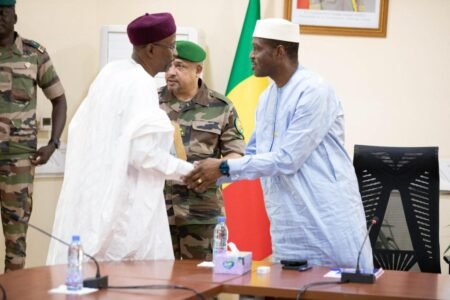 Carburant : Le PM à l’avant-garde des pétroliers