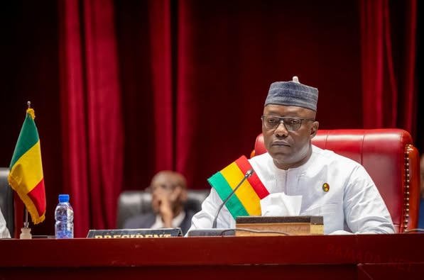 Le président du CNT Malick Diaw à l’ouverture de la session d’octobre 2025  «Ils veulent nous asphyxier économiquement, mais le terrorisme sera vaincu »