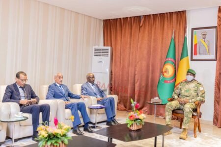 SITUATION DES COMMERÇANTS MAURITANIENS AU MALI : LE MINISTRE MAURITANIEN DES AFFAIRES ÉTRANGÈRES DÉPÊCHÉ DE TOUTE URGENCE AU MALI