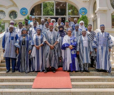 Projet de remaniement ministériel : les ministres en perte de sérénité