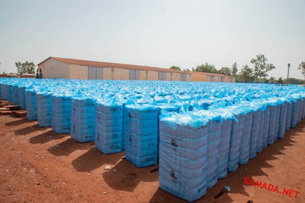 Campagne d’égrenage 2025-2026 : la première balle de coton disponible à Koutiala 1