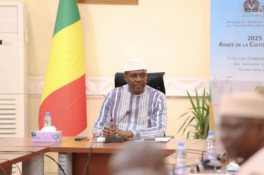 RÉUNION DU COMITÉ INTERMINISTÉRIEL DE GESTION DE CRISES ET CATASTROPHES AUTOUR DE L’APPROVISIONNEMENT EN CARBURANT