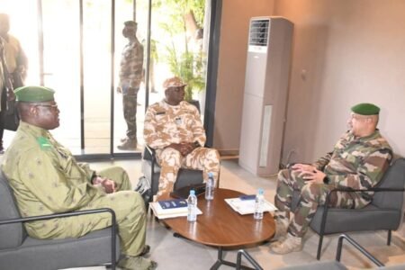 Le Mali adopte un décret sur le prix du passeport et prépare le lancement du « e-passeport AES »