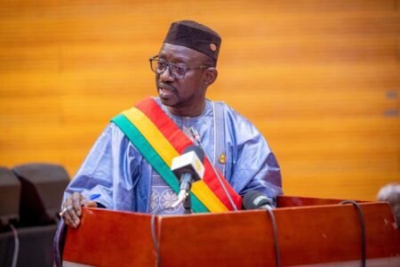 Suite à un arrêt de travail annoncé par les chauffeurs-citernes : Aboubacar Sidiki Fomba présente ses excuses aux chauffeurs et au peuple malien