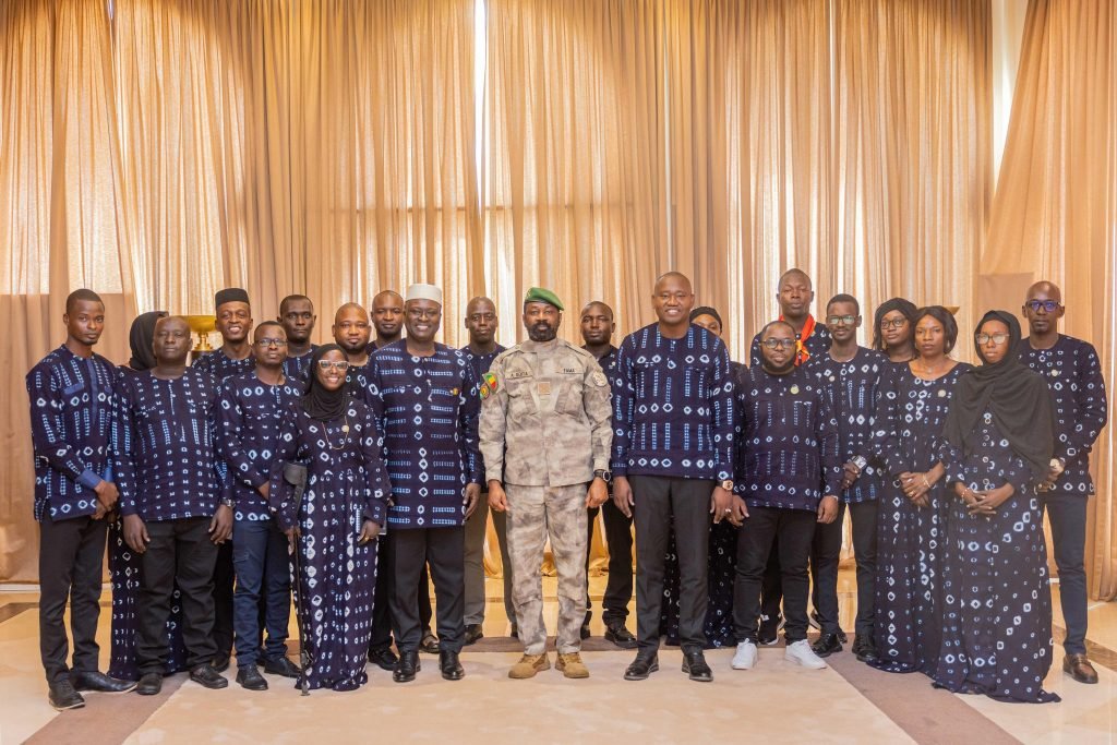 Les brèves de ROUKY Le CNJ reçu par le président de la transition