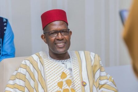 Caravane Alphadi pour la paix et projet RECUPADE : Le ministre Mamou DAFFE à la rencontre des caravaniers à Tombouctou