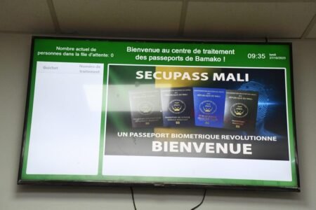 La DGPN : Lancement du nouveau passeport biométrique (E-AES) malien