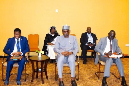 Le Ministre Abdoulaye DIOP s’entretient avec la Communauté malienne à Kampala : Situation nationale et réaffirmation de la souveraineté.