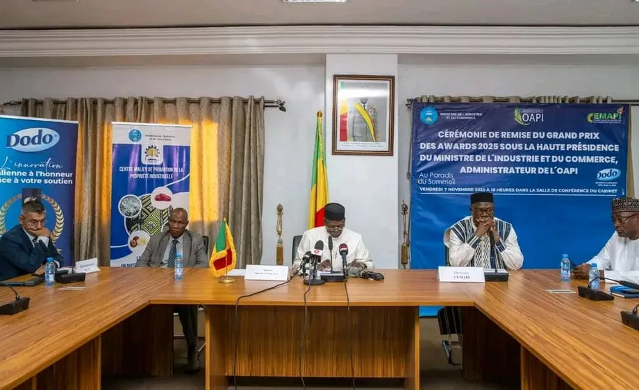 L’OAPI consacre l’excellence industrielle malienne : PEM DODO honorée par le Grand Prix des Awards 2025