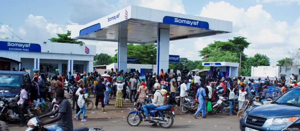 Crise du carburant : Mention spéciale à la jeunesse malienne