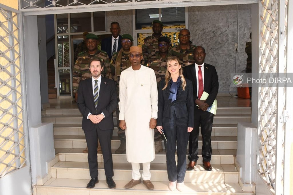 Diplomatie : vers le renforcement des liens avec le Royaume Uni