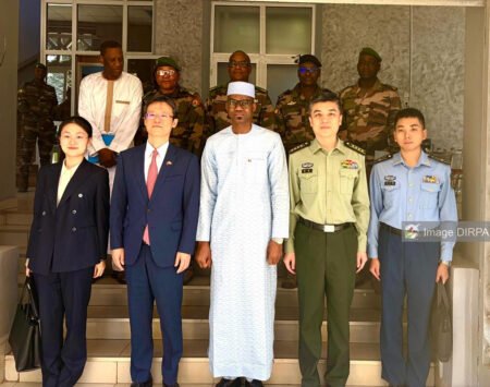 MDAC : Le Général de Corps d’armée Sadio CAMARA reçoit ‘l’Ambassadeur de la Chine au Mali.