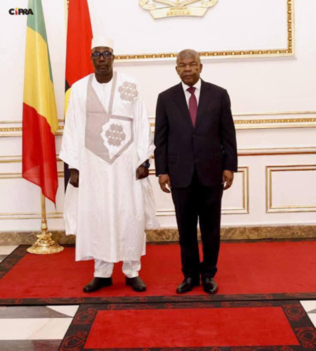 COOPÉRATION BILATÉRALE MALI – ANGOLA : LE NOUVEL AMBASSADEUR DU MALI A PRÉSENTÉ SES LETTRES DE CRÉANCE