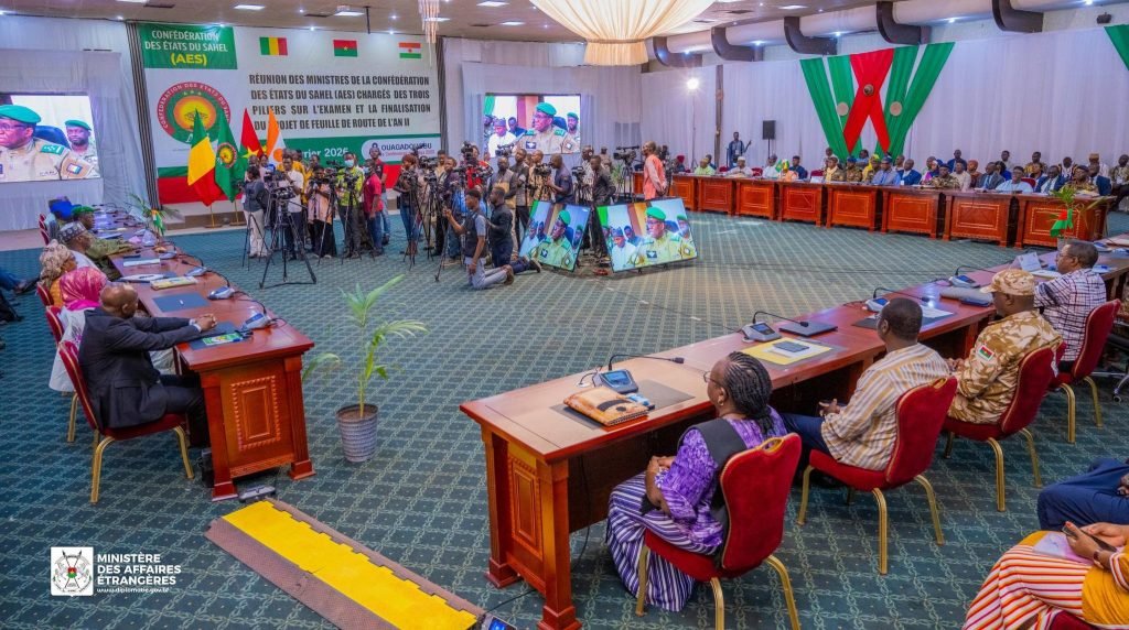 Confédération des États du Sahel : Les ministres finalisent la Feuille de route de l’An II à Ouagadougou
