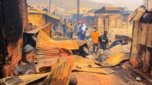 Marchés en flammes : économie fragile et gouvernance en question